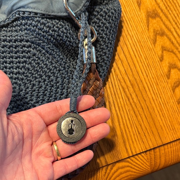 Stylish Gray Handwoven Bag - Picture 8 of 13